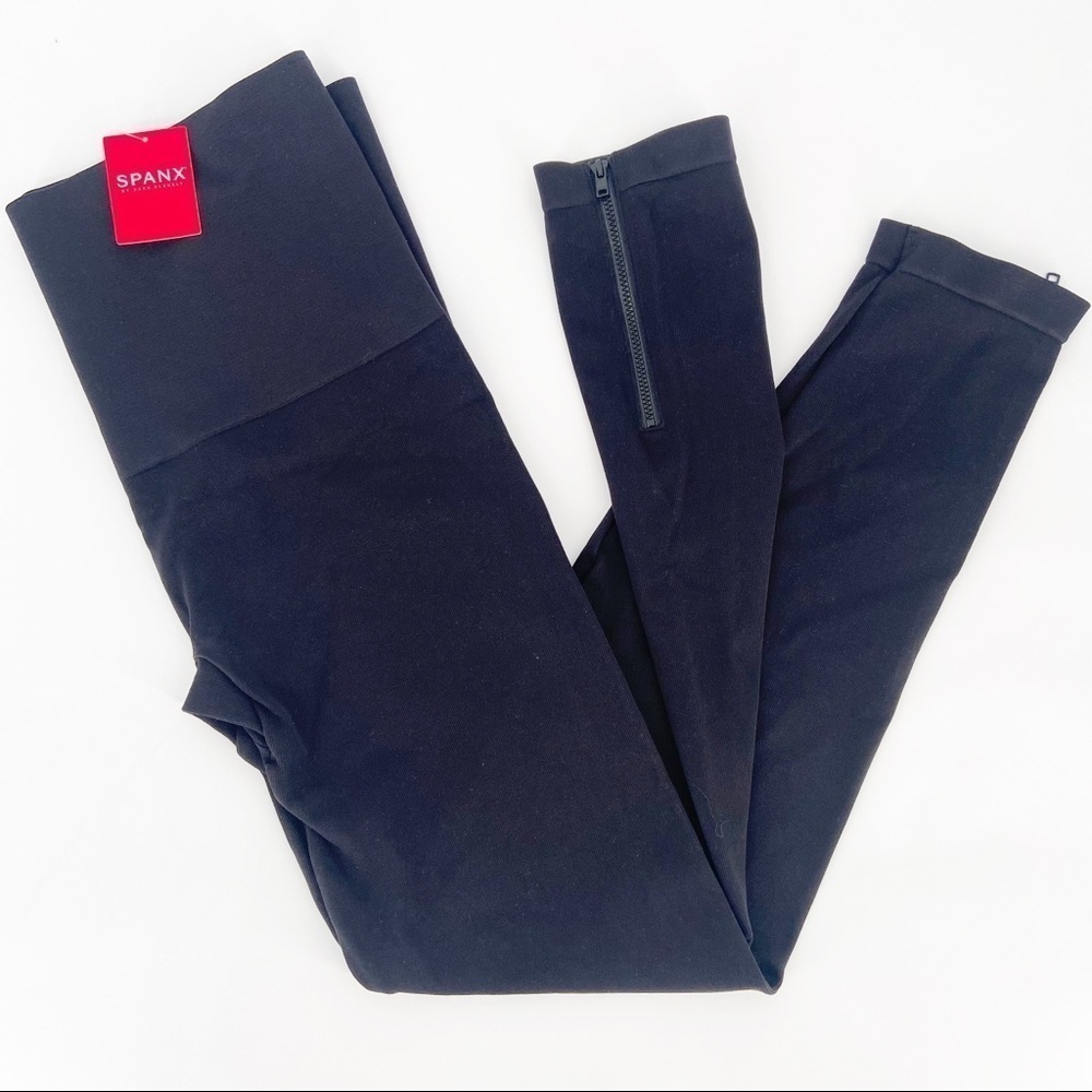 Spanx | NWT Black Seamless Ankle Zip Leggings Size 2X